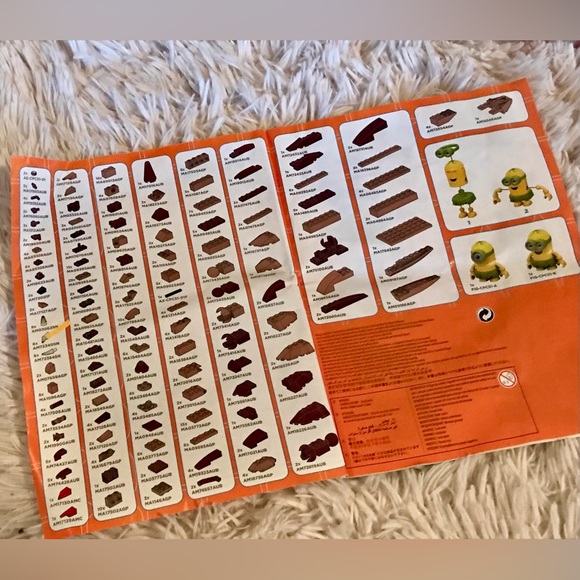 Lot MEGA BLOKS MINIONS Building Block Sets Dinosaur Ice Cream Truck Hot Dog Cart - Picture 8 of 16